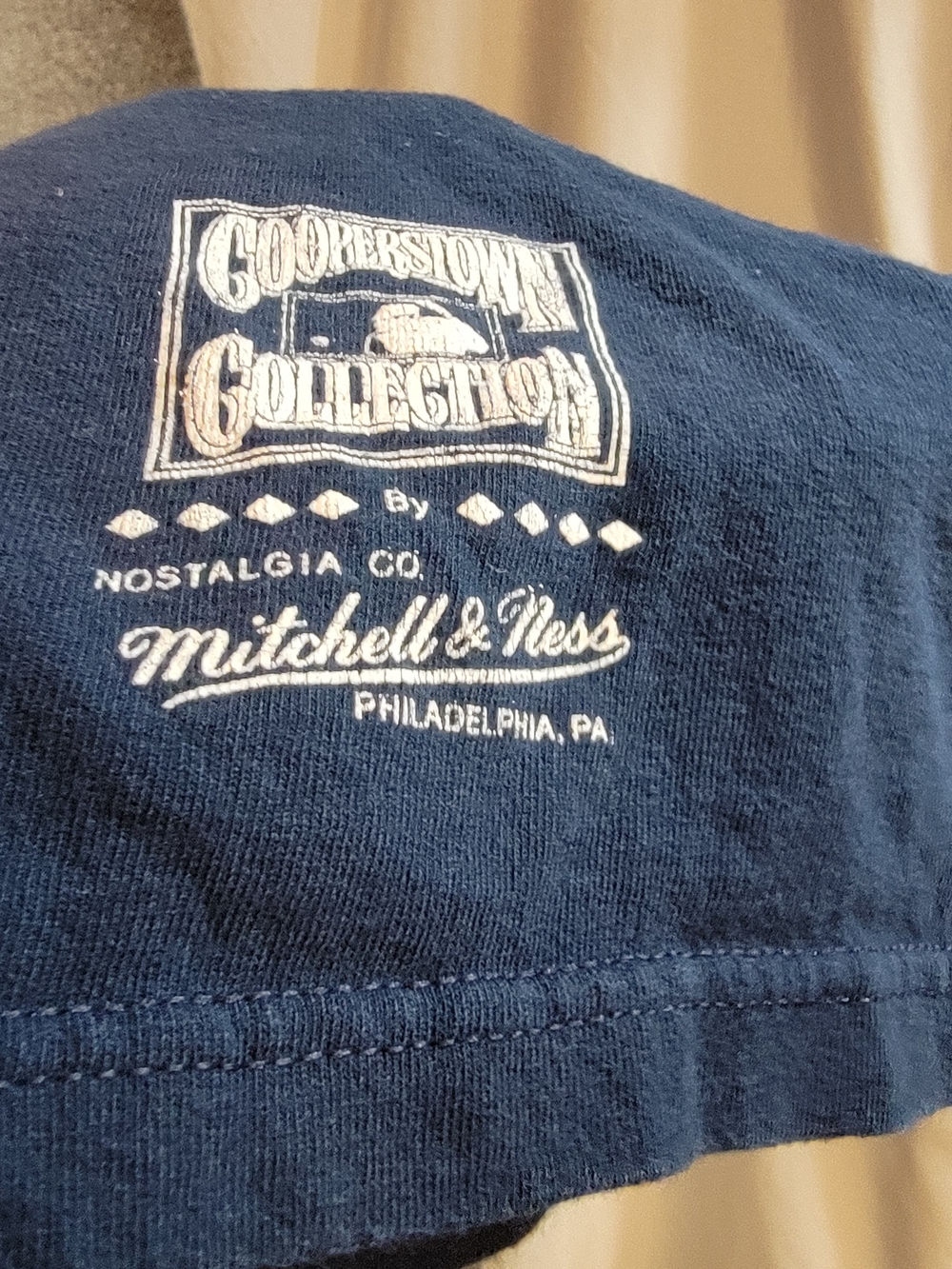 Mitchell & Ness NY Logo T-shirt Size XL - Picture 3 of 7